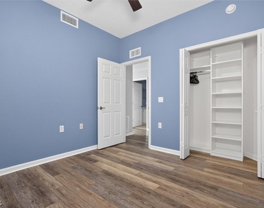 3111 Meandering Way - Photo Thumbnail 21
