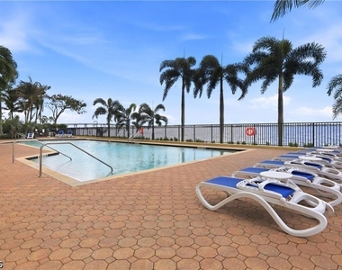 2797 1st Street - Photo Thumbnail 3