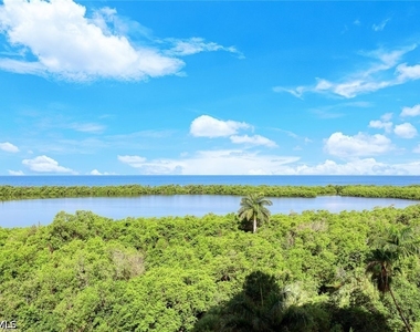 5501 Heron Point Drive - Photo Thumbnail 19