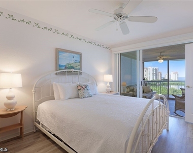 5501 Heron Point Drive - Photo Thumbnail 13