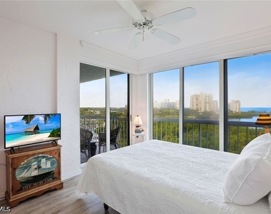 5501 Heron Point Drive - Photo Thumbnail 15