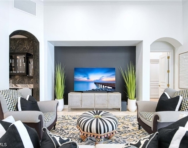 9013 Terranova Drive - Photo Thumbnail 1