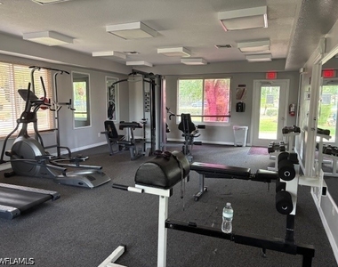 8265 Ibis Club Drive - Photo Thumbnail 15