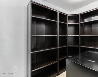 446 Blue Jay Lane - Photo Thumbnail 12