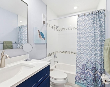 201 Pompano Drive Se - Photo Thumbnail 20