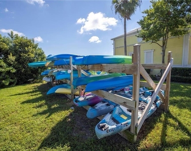 201 Pompano Drive Se - Photo Thumbnail 67