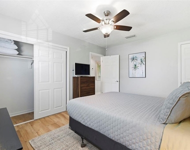 201 Pompano Drive Se - Photo Thumbnail 25