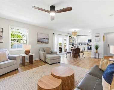 201 Pompano Drive Se - Photo Thumbnail 18