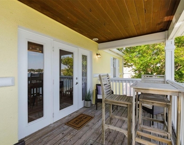 201 Pompano Drive Se - Photo Thumbnail 35
