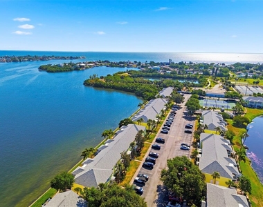 201 Pompano Drive Se - Photo Thumbnail 53