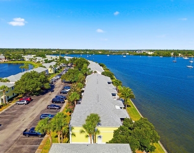 201 Pompano Drive Se - Photo Thumbnail 49