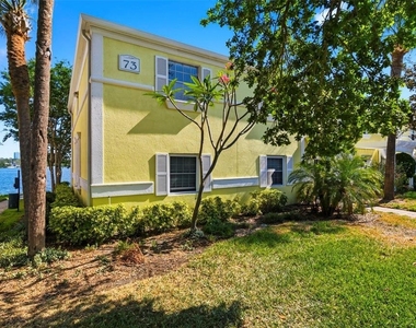 201 Pompano Drive Se - Photo Thumbnail 36