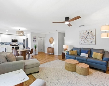 201 Pompano Drive Se - Photo Thumbnail 19