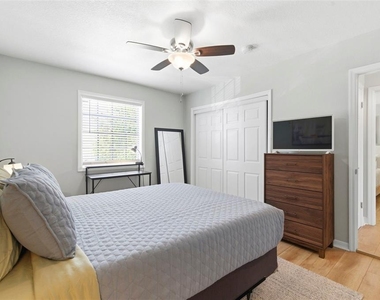 201 Pompano Drive Se - Photo Thumbnail 23
