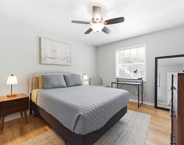 201 Pompano Drive Se - Photo Thumbnail 22