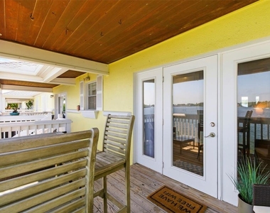 201 Pompano Drive Se - Photo Thumbnail 33