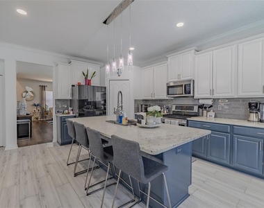 13804 Trull Way - Photo Thumbnail 11