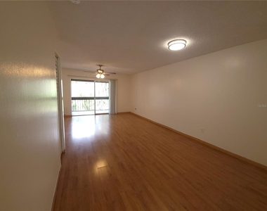 7505 Pitch Pine Circle - Photo Thumbnail 6