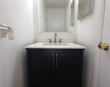 7505 Pitch Pine Circle - Photo Thumbnail 20