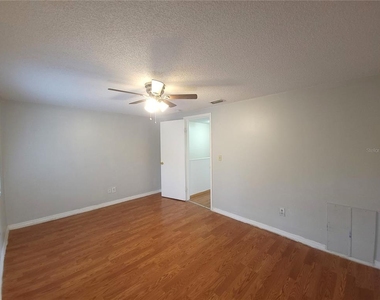 7505 Pitch Pine Circle - Photo Thumbnail 30