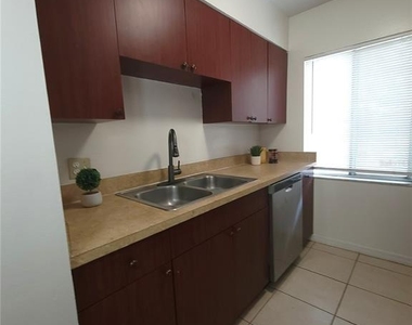 7505 Pitch Pine Circle - Photo Thumbnail 11