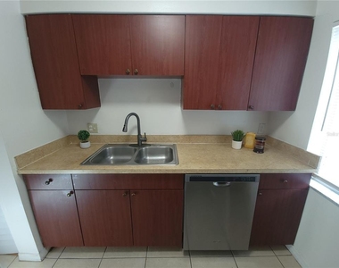 7505 Pitch Pine Circle - Photo Thumbnail 12