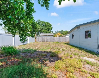 3711 W Leila Avenue - Photo Thumbnail 24