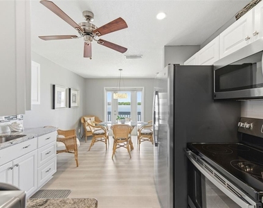 4805 Cobia Drive Se - Photo Thumbnail 8