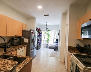 10922 Winter Crest Drive - Photo Thumbnail 5