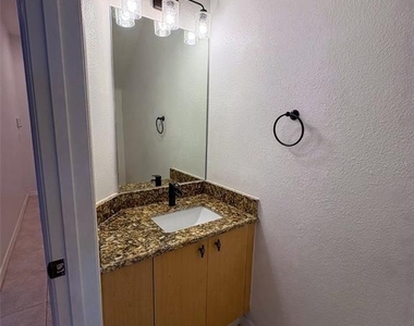 10922 Winter Crest Drive - Photo Thumbnail 11
