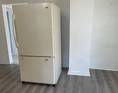 3411 N 13th Street - Photo Thumbnail 4