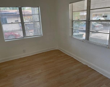 3411 N 13th Street - Photo Thumbnail 5