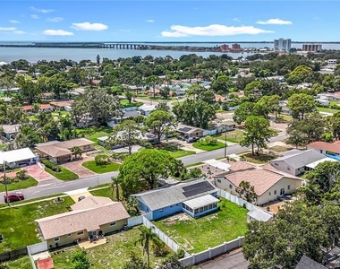 2449 66th Avenue S - Photo Thumbnail 14