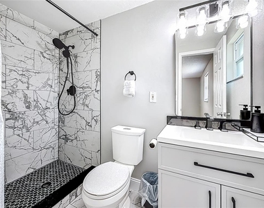 2449 66th Avenue S - Photo Thumbnail 7