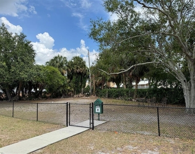 4201 La Dega Court - Photo Thumbnail 31