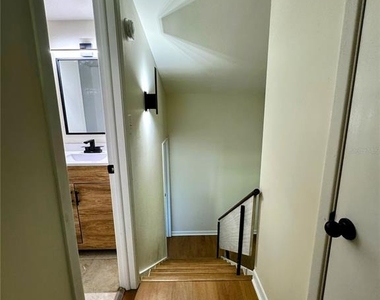 4201 La Dega Court - Photo Thumbnail 23