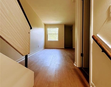 4201 La Dega Court - Photo Thumbnail 3