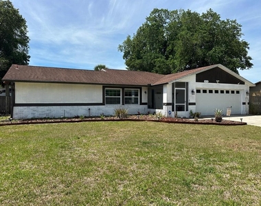818 Mendoza Drive - Photo Thumbnail 5