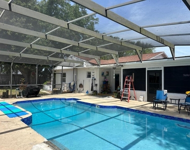818 Mendoza Drive - Photo Thumbnail 9