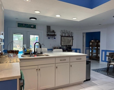 818 Mendoza Drive - Photo Thumbnail 22