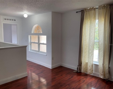 10318 Laxton Street - Photo Thumbnail 9