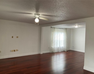 10318 Laxton Street - Photo Thumbnail 8