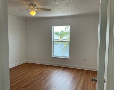 10318 Laxton Street - Photo Thumbnail 14