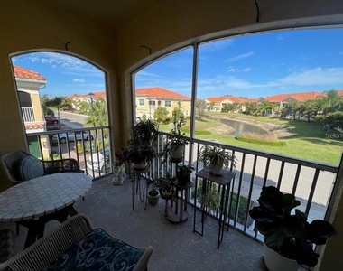 4219 Frontier Way - Photo Thumbnail 9