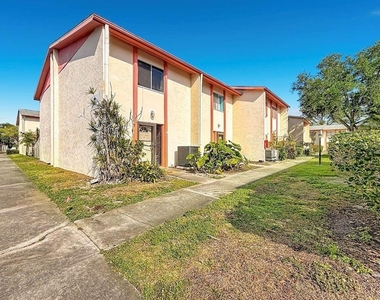 1655 58th Terrace S - Photo Thumbnail 1