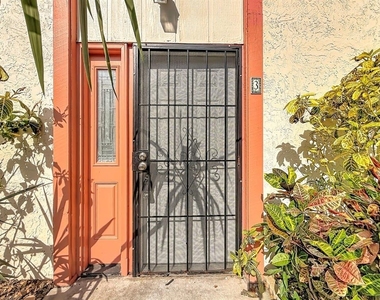 1655 58th Terrace S - Photo Thumbnail 2