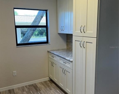 175 Kings Highway - Photo Thumbnail 5
