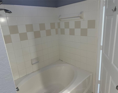5601 Rosehill Road - Photo Thumbnail 9
