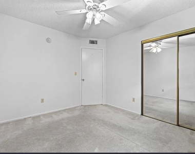 7294 Cloister Drive - Photo Thumbnail 6