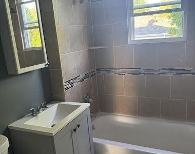 45 Greenfield Street - Photo Thumbnail 7